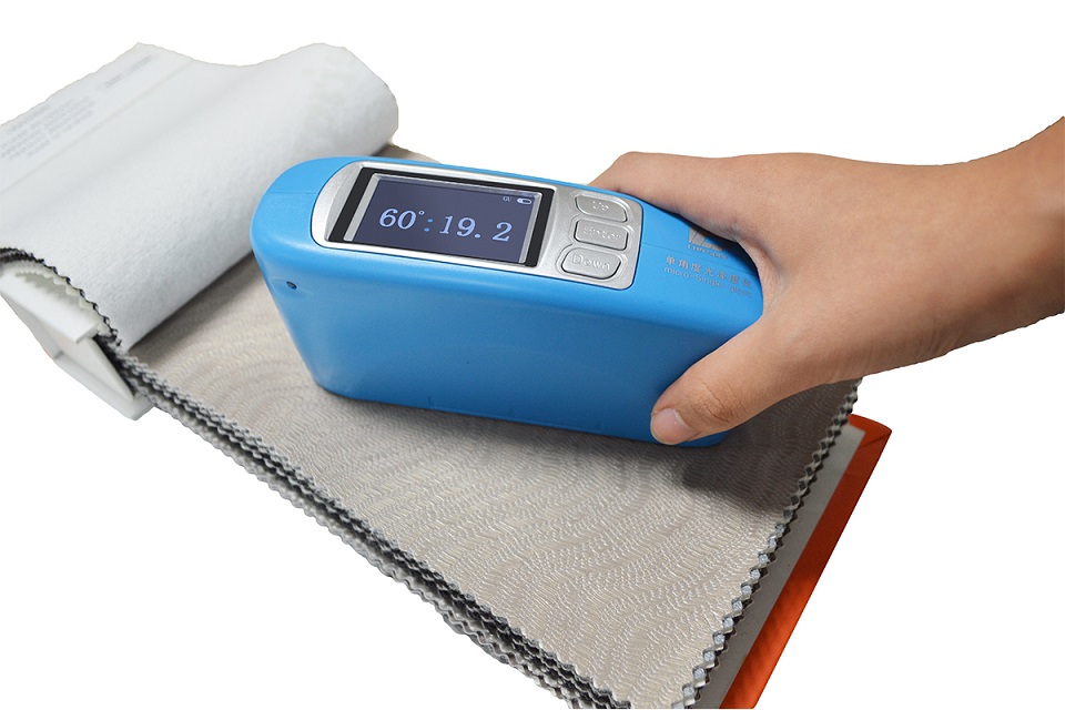 Medidor de Brilho Profissional (Tri-Ângulo 20°/60°/85°)